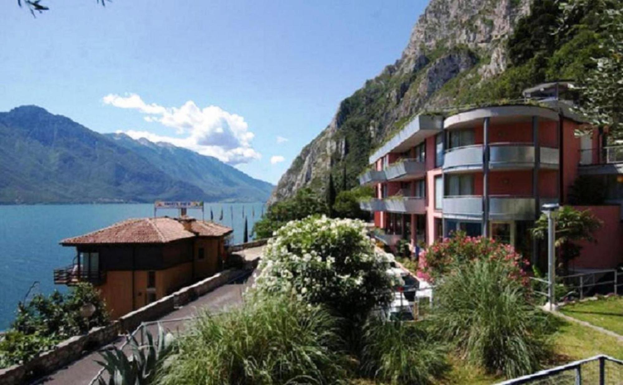 Surf Pier - Montagnoli Group Hotel