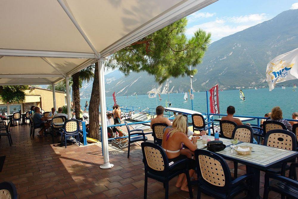Surf Pier - Montagnoli Group 3* Limone sul Garda