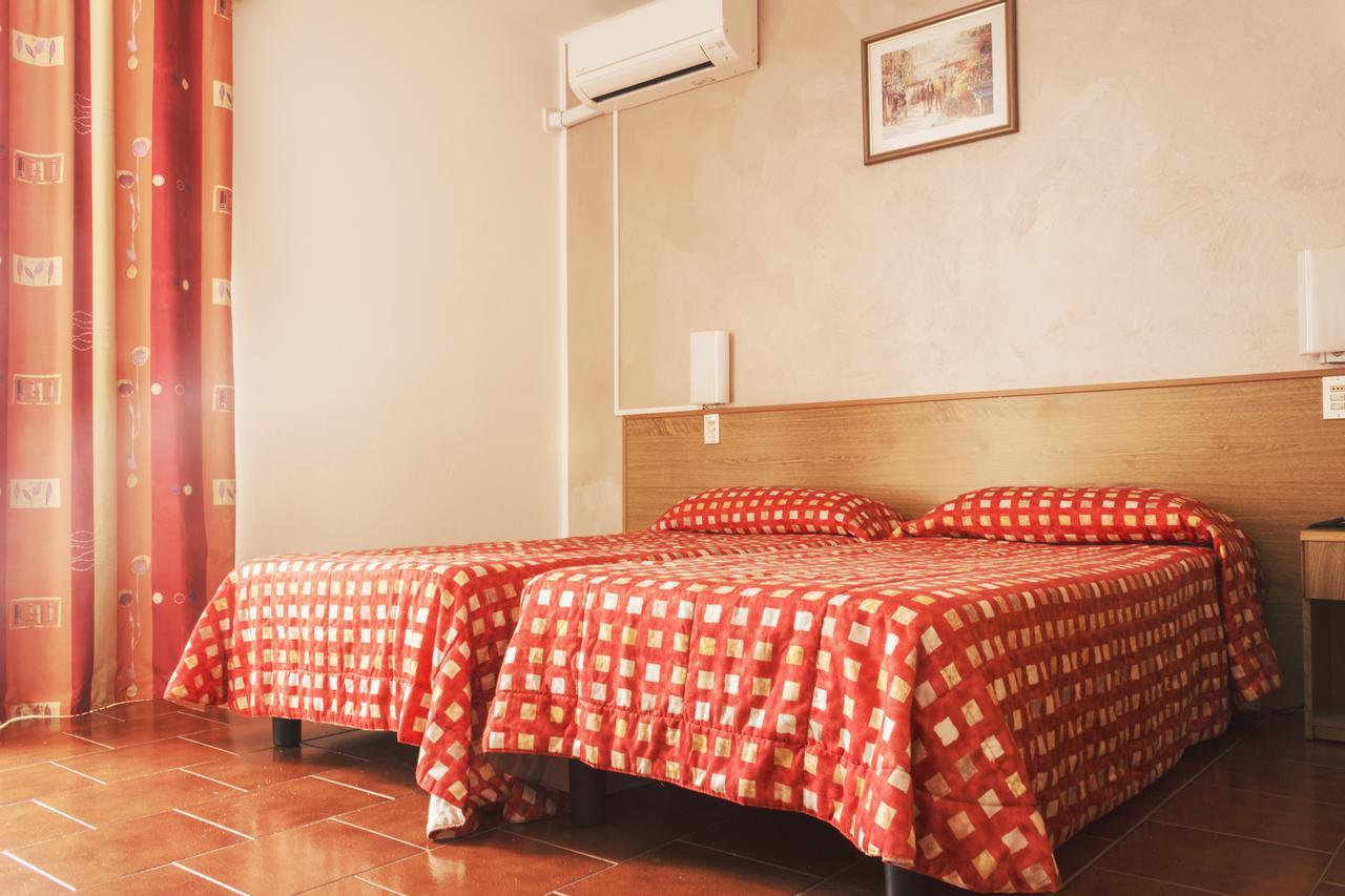 Surf Pier - Montagnoli Group Hotel 3*