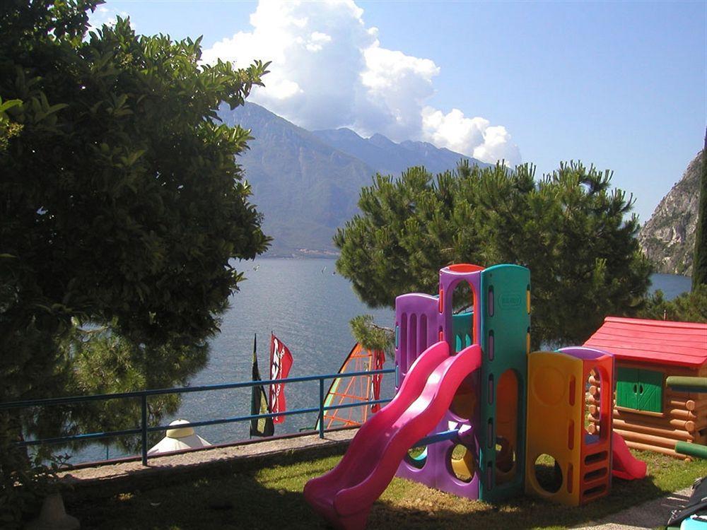 Surf Pier - Montagnoli Group 3*